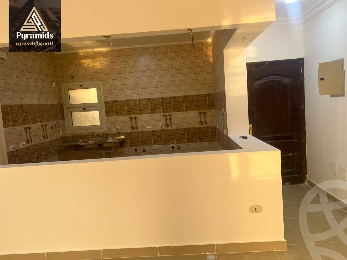 https://aqarmap.com.eg/en/listing/6429596-for-rent-cairo-6th-of-october-compounds-dream-land-lake-dream-dream-land-compound