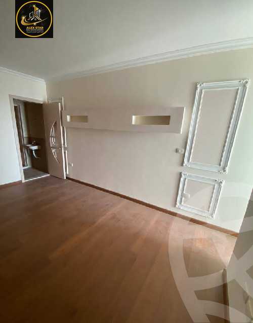 https://aqarmap.com.eg/ar/listing/5839179-for-rent-alexandria-stanley-el-geish-rd