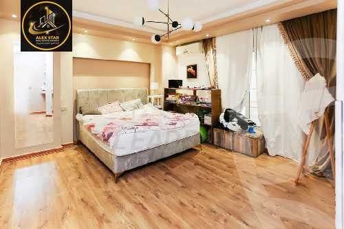 https://aqarmap.com.eg/en/listing/5926367-for-rent-alexandria-kafr-abdo-sant-square-st