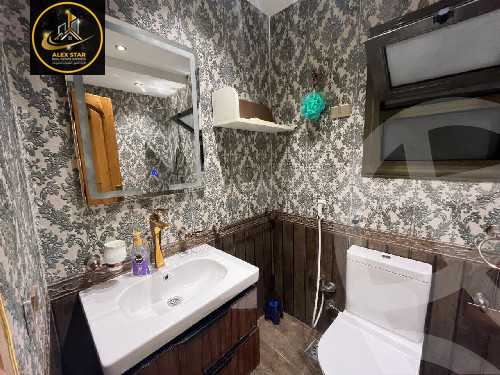 https://aqarmap.com.eg/en/listing/6122402-for-rent-alexandria-lauran-shaarawy-st