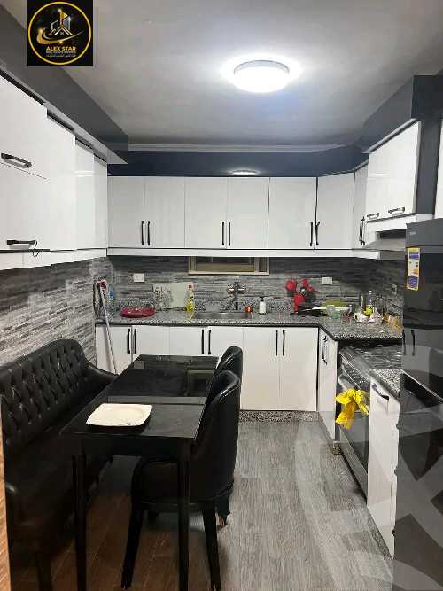 https://aqarmap.com.eg/ar/listing/6123579-for-rent-alexandria-stanley-abd-el-aziz-fahmy-st