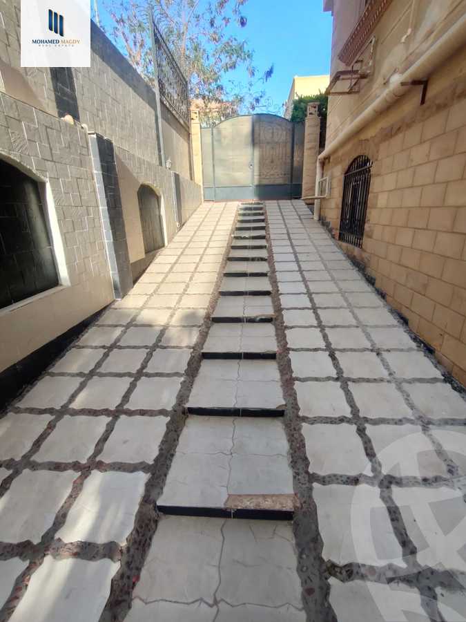 https://aqarmap.com.eg/ar/listing/3985161-for-sale-cairo-6th-of-october-garb-someed-neighborhood-13th-el-rihan-st