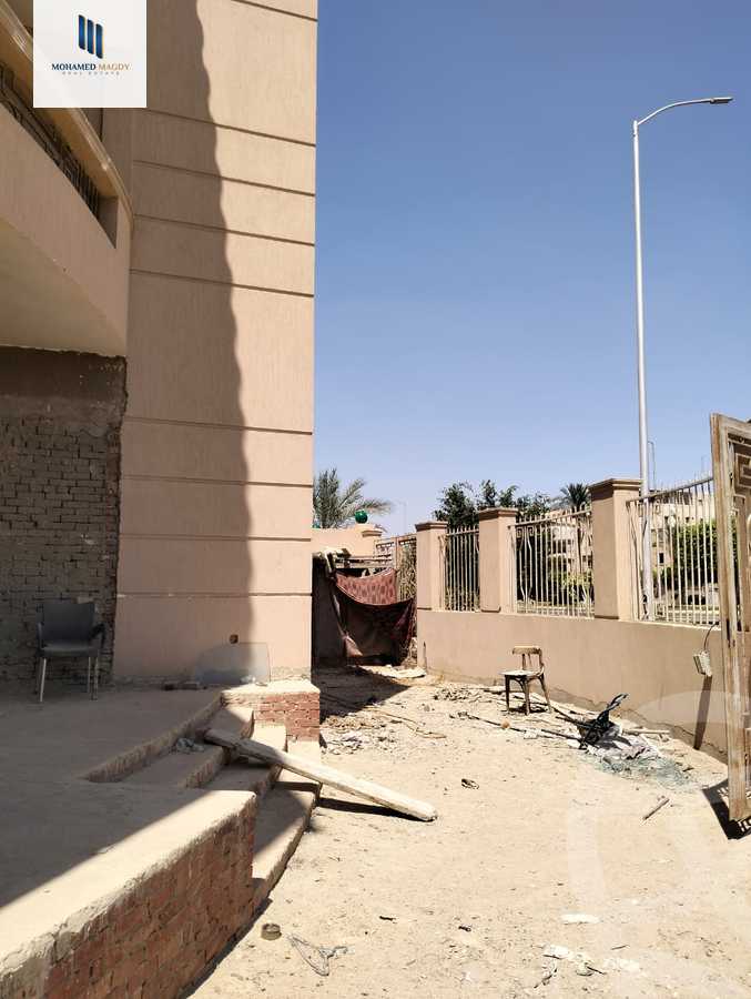 https://aqarmap.com.eg/ar/listing/4092240-for-sale-cairo-el-sheikh-zayed-city-el-hay-el-khames-lhy-lkhms