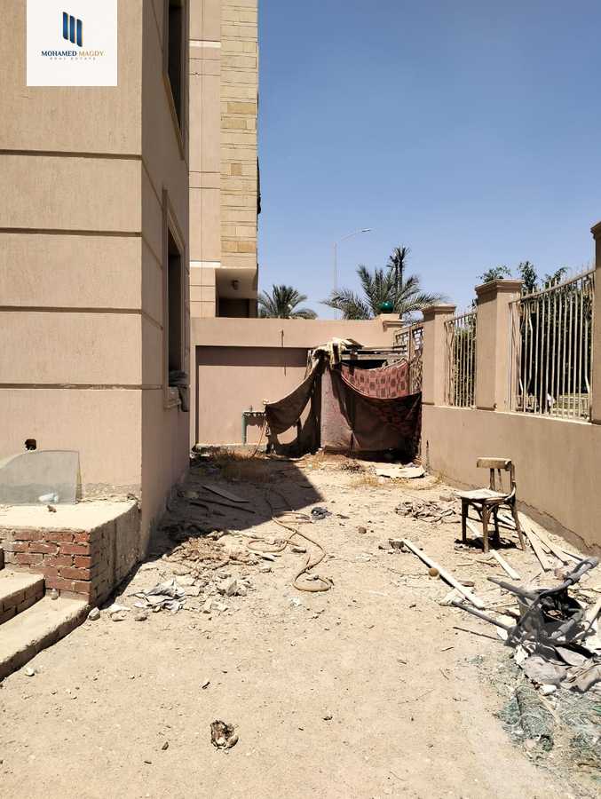 https://aqarmap.com.eg/ar/listing/4092240-for-sale-cairo-el-sheikh-zayed-city-el-hay-el-khames-lhy-lkhms