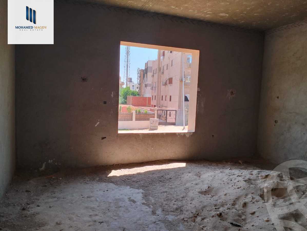 https://aqarmap.com.eg/ar/listing/4092240-for-sale-cairo-el-sheikh-zayed-city-el-hay-el-khames-lhy-lkhms