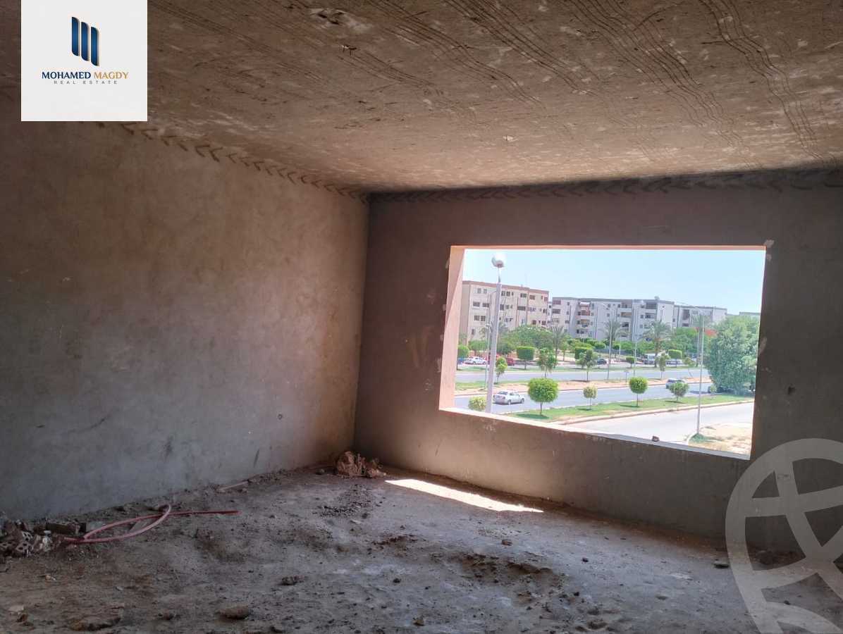 https://aqarmap.com.eg/ar/listing/4092240-for-sale-cairo-el-sheikh-zayed-city-el-hay-el-khames-lhy-lkhms