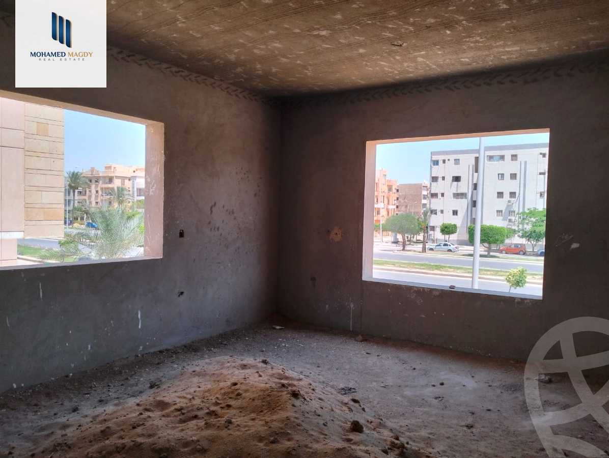 https://aqarmap.com.eg/ar/listing/4092240-for-sale-cairo-el-sheikh-zayed-city-el-hay-el-khames-lhy-lkhms