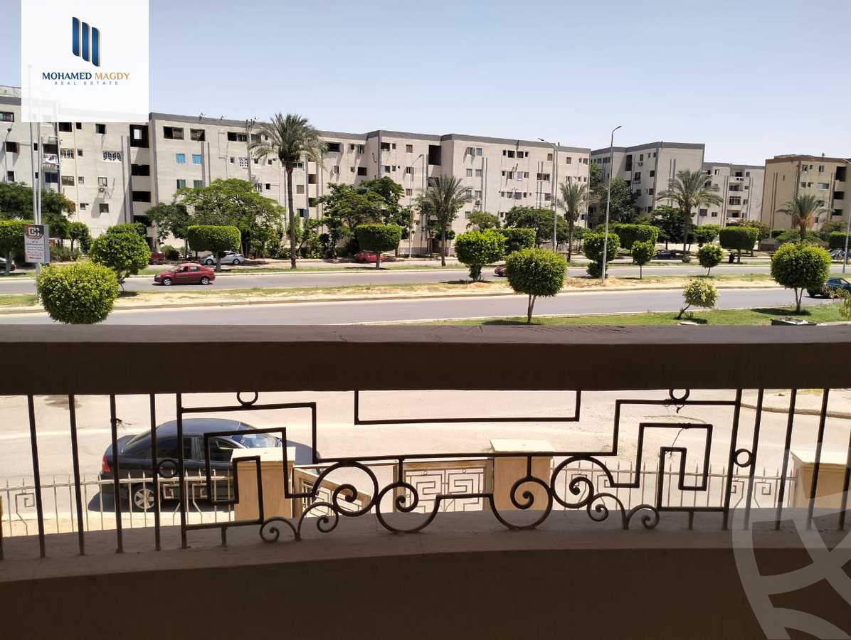 https://aqarmap.com.eg/ar/listing/4092240-for-sale-cairo-el-sheikh-zayed-city-el-hay-el-khames-lhy-lkhms