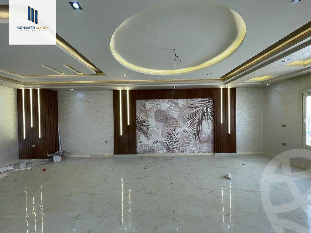 https://aqarmap.com.eg/ar/listing/4130865-for-rent-cairo-6th-of-october-featured-neighborhood-sixth-touristic-village-al-wageh-street