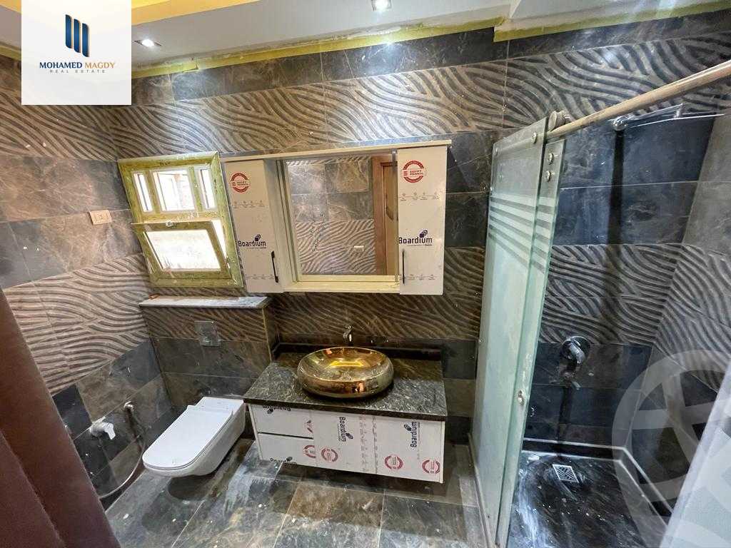 https://aqarmap.com.eg/ar/listing/4130865-for-rent-cairo-6th-of-october-featured-neighborhood-sixth-touristic-village-al-wageh-street