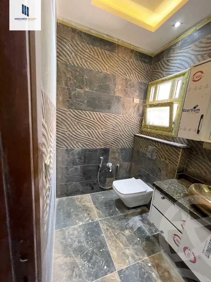 https://aqarmap.com.eg/ar/listing/4130865-for-rent-cairo-6th-of-october-featured-neighborhood-sixth-touristic-village-al-wageh-street