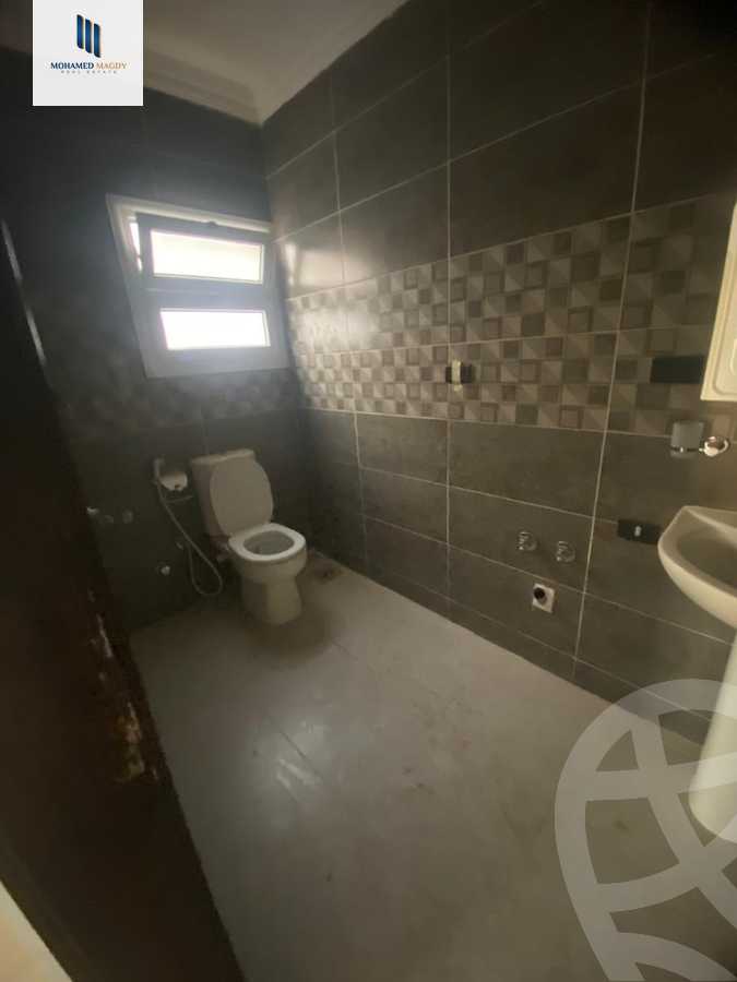 https://aqarmap.com.eg/ar/listing/4265320-for-rent-cairo-6th-of-october-jml-bd-lnsr