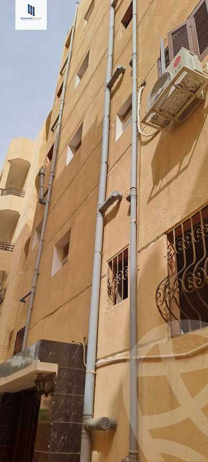 https://aqarmap.com.eg/ar/listing/4344671-for-sale-cairo-6th-of-october-el-ahyaa-neighborhood-1st-al-maahad-from-al-sentral-st