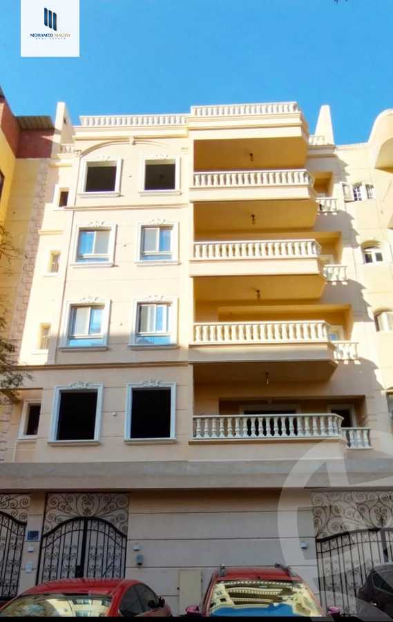 https://aqarmap.com.eg/en/listing/5688213-for-sale-cairo-6th-of-october-el-ahyaa-neighborhood-4th-school-st