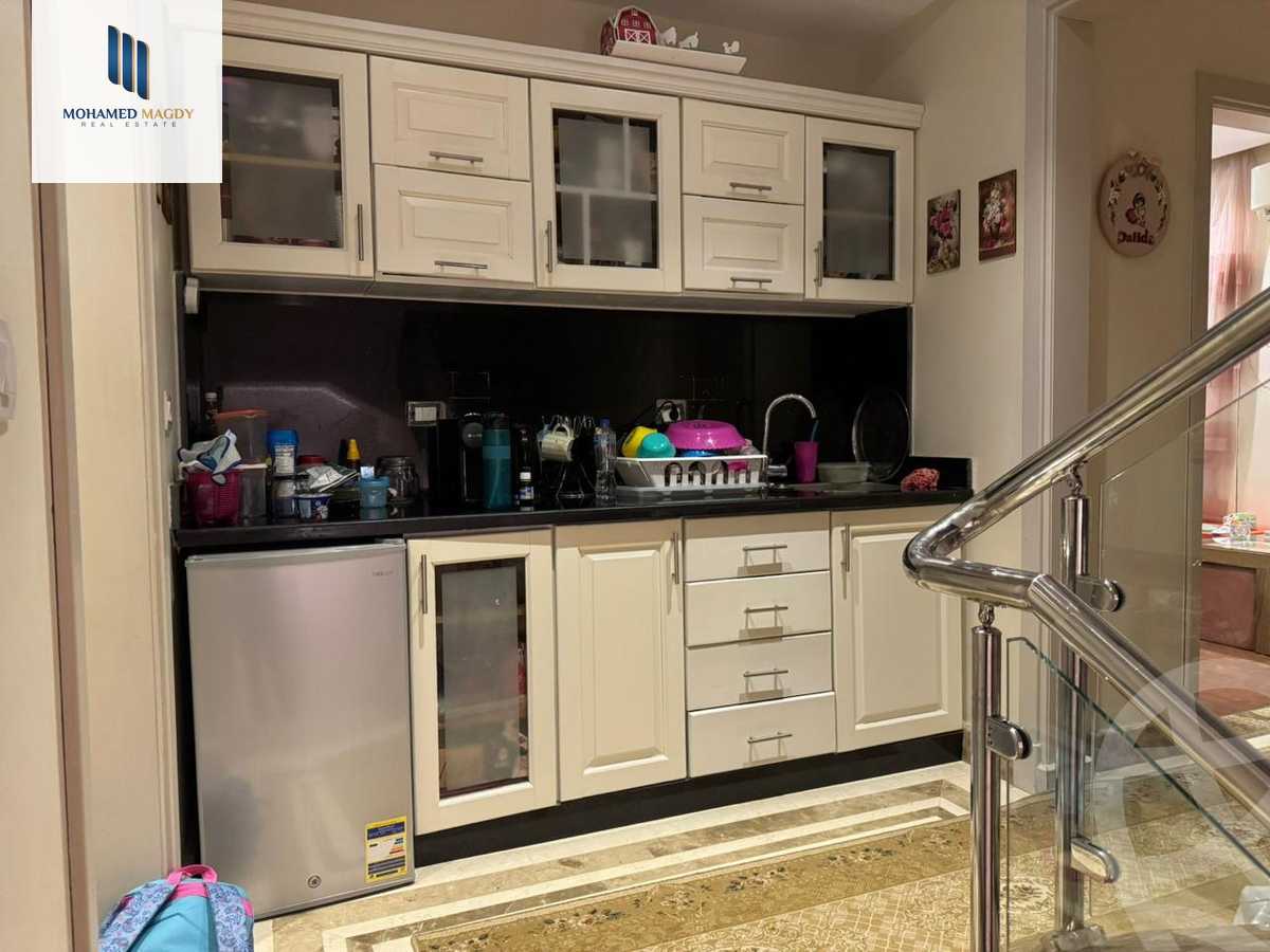 https://aqarmap.com.eg/en/listing/5691626-for-sale-cairo-el-sheikh-zayed-city-compounds-zayed-dunes