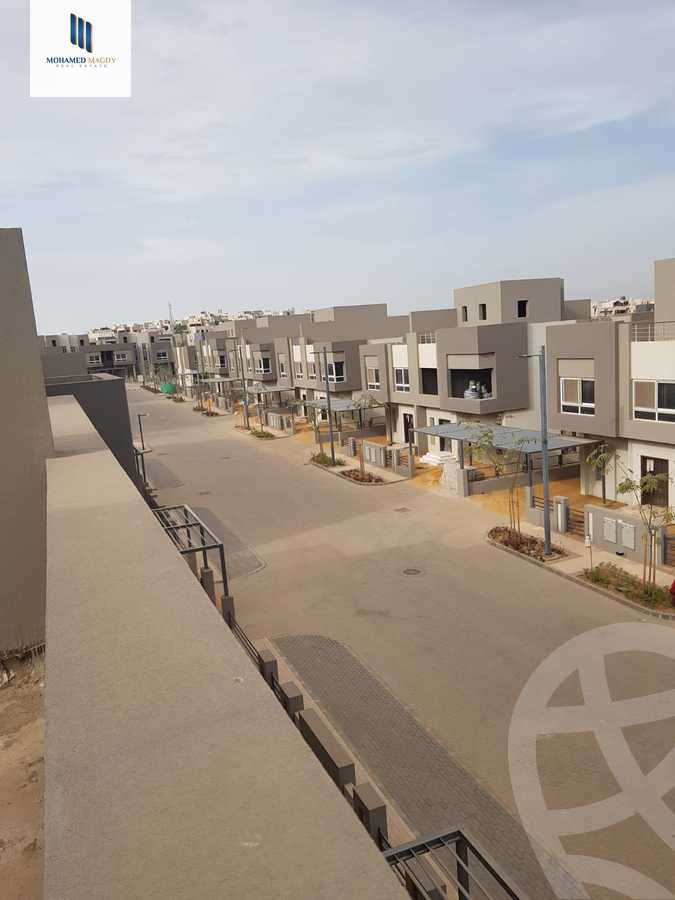https://aqarmap.com.eg/en/listing/5691861-for-sale-cairo-el-sheikh-zayed-city-compounds-etapa