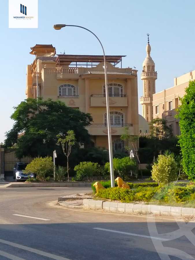 https://aqarmap.com.eg/en/listing/5691882-for-sale-cairo-6th-of-october-garb-someed-neighborhood-12th