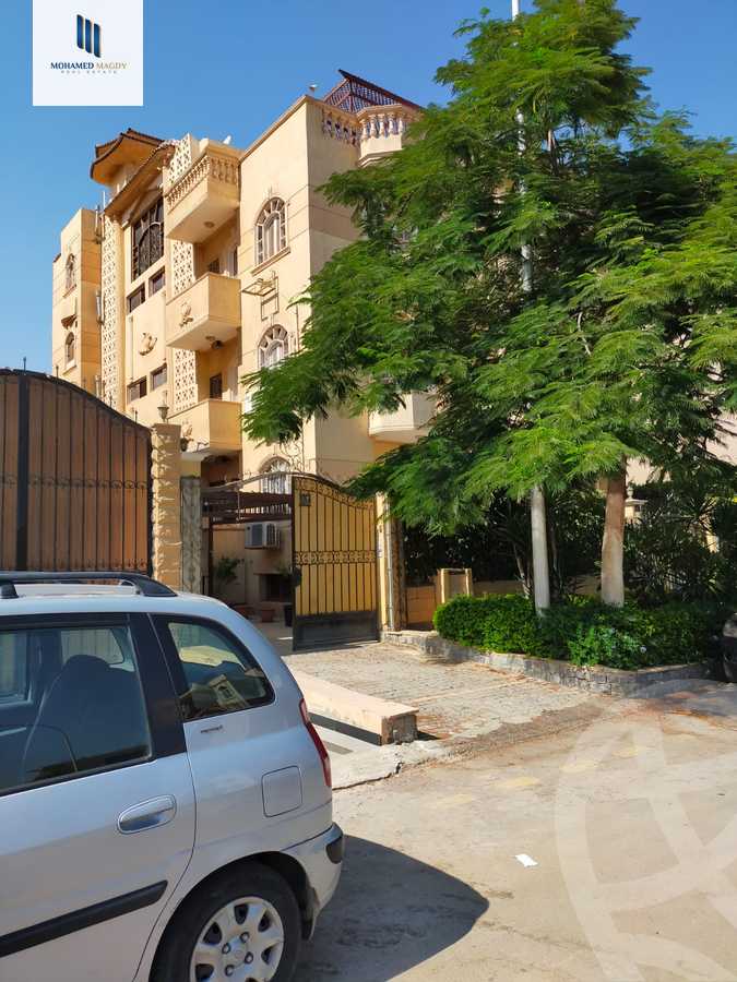 https://aqarmap.com.eg/en/listing/5691882-for-sale-cairo-6th-of-october-garb-someed-neighborhood-12th