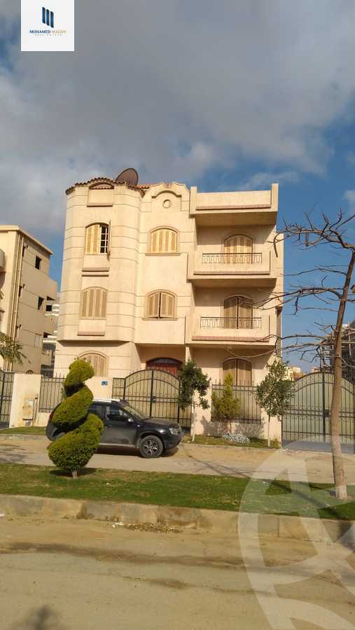 https://aqarmap.com.eg/en/listing/5692235-for-sale-cairo-6th-of-october-garb-someed-neighborhood-8th