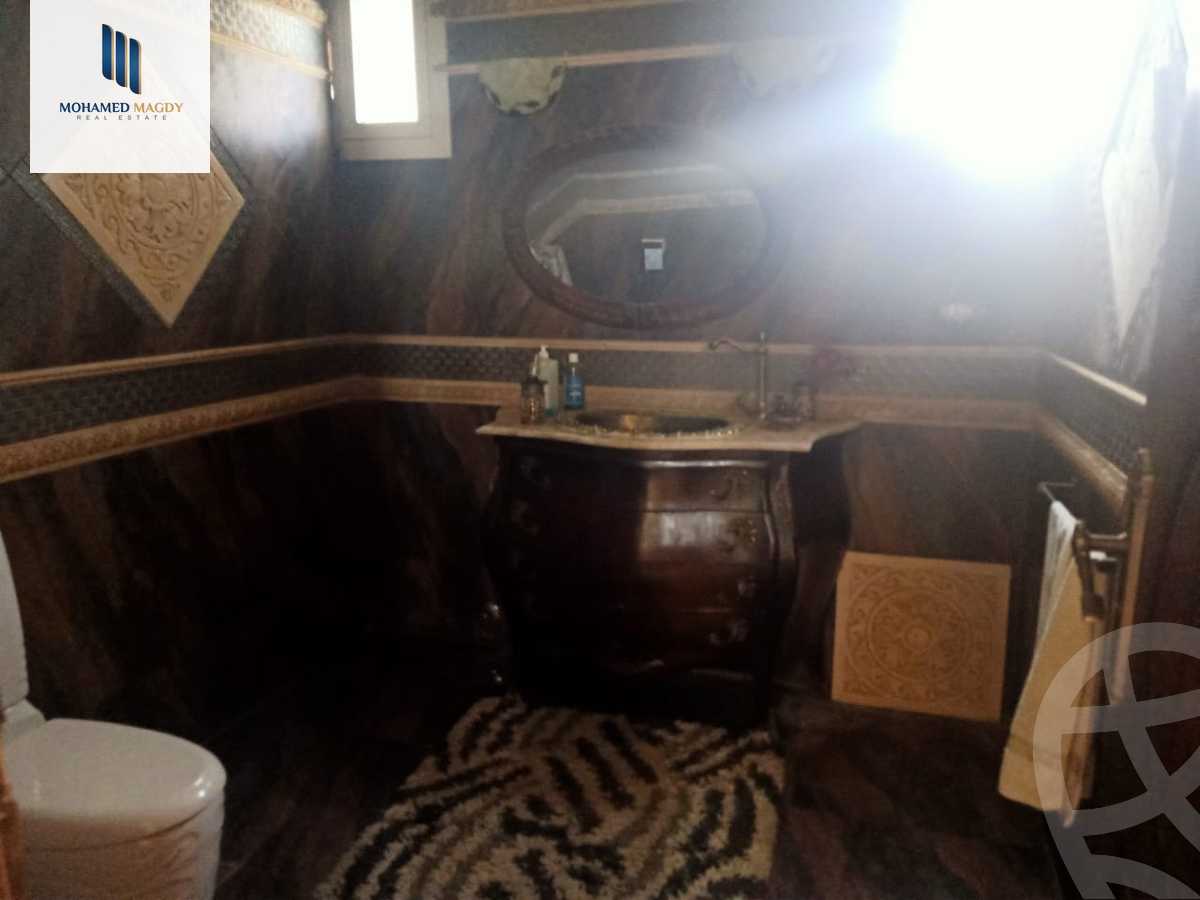 https://aqarmap.com.eg/en/listing/5692549-for-sale-cairo-el-sheikh-zayed-city-compounds-el-yasmeen-compound