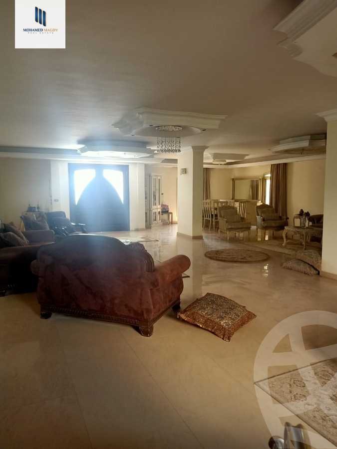 https://aqarmap.com.eg/en/listing/5692549-for-sale-cairo-el-sheikh-zayed-city-compounds-el-yasmeen-compound