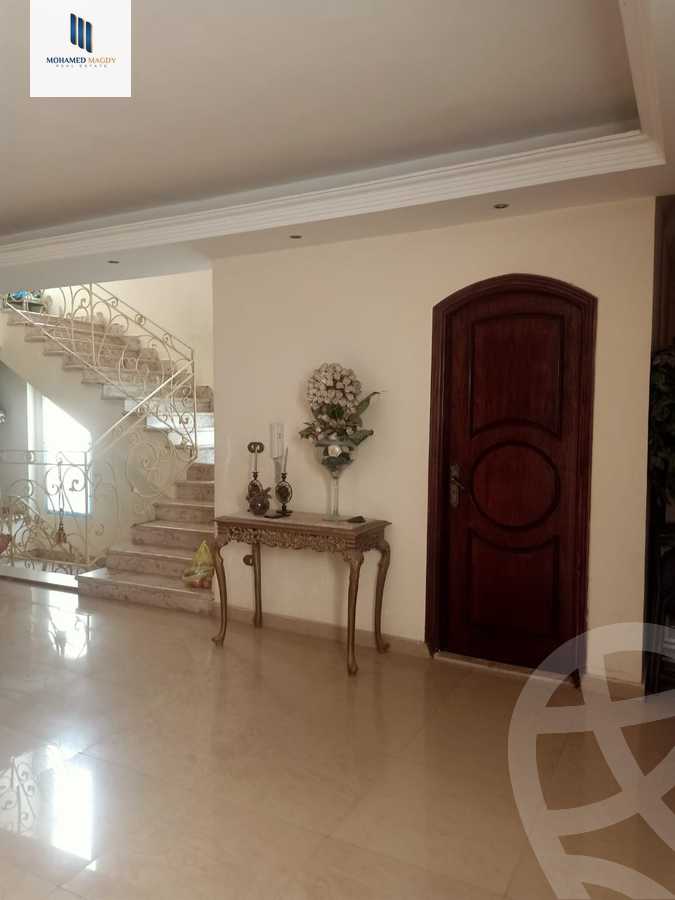 https://aqarmap.com.eg/en/listing/5692549-for-sale-cairo-el-sheikh-zayed-city-compounds-el-yasmeen-compound