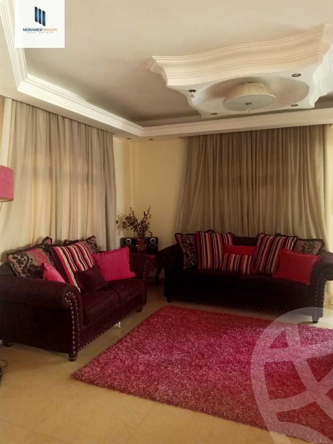 https://aqarmap.com.eg/en/listing/5692549-for-sale-cairo-el-sheikh-zayed-city-compounds-el-yasmeen-compound