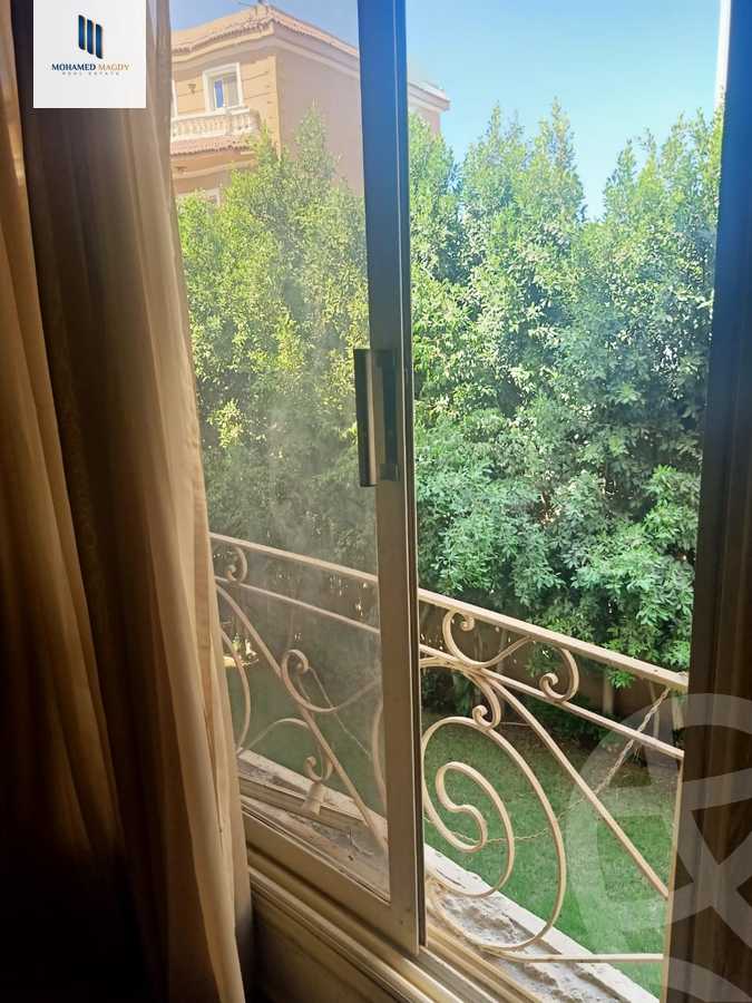 https://aqarmap.com.eg/en/listing/5692549-for-sale-cairo-el-sheikh-zayed-city-compounds-el-yasmeen-compound