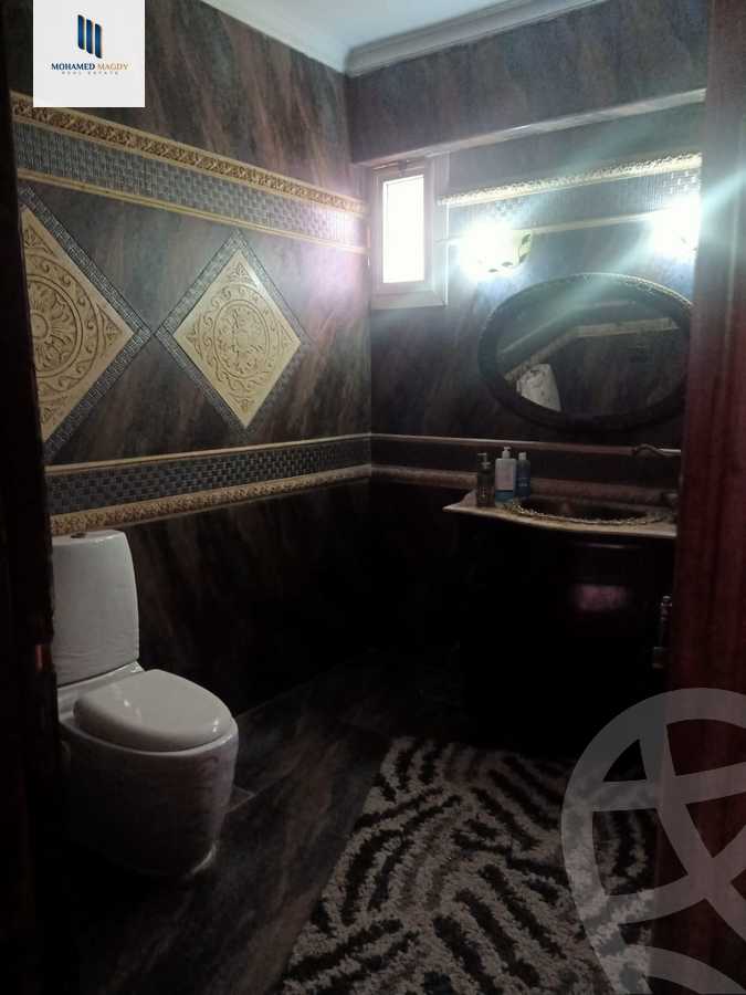 https://aqarmap.com.eg/en/listing/5692549-for-sale-cairo-el-sheikh-zayed-city-compounds-el-yasmeen-compound