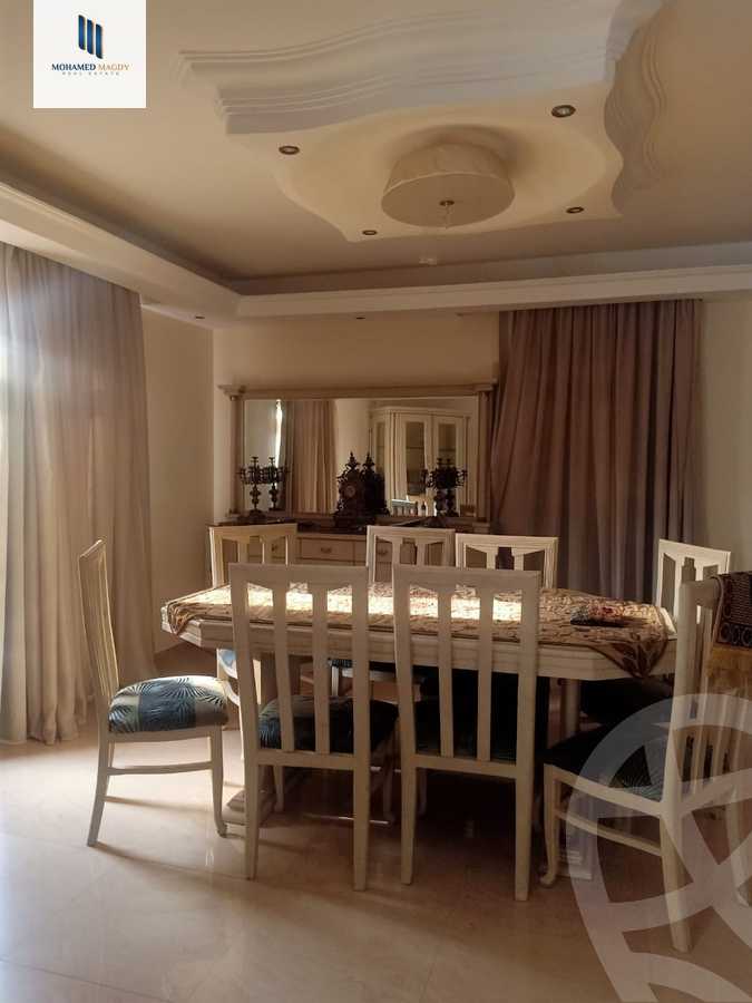 https://aqarmap.com.eg/en/listing/5692549-for-sale-cairo-el-sheikh-zayed-city-compounds-el-yasmeen-compound