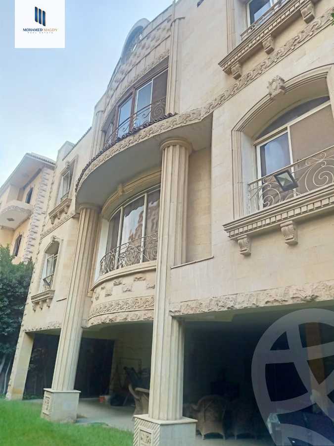 https://aqarmap.com.eg/en/listing/5692549-for-sale-cairo-el-sheikh-zayed-city-compounds-el-yasmeen-compound