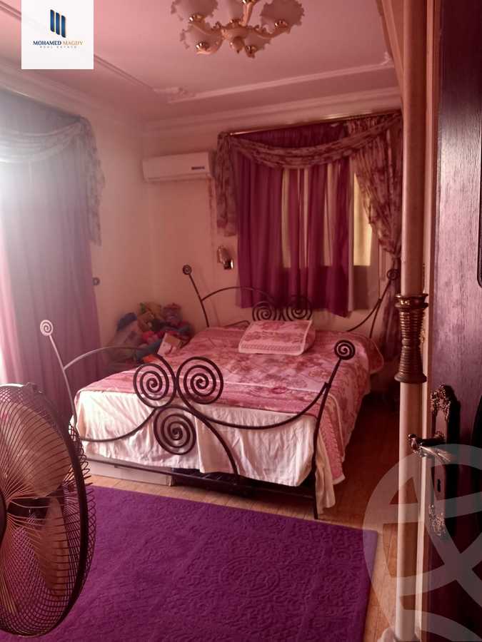 https://aqarmap.com.eg/en/listing/5692549-for-sale-cairo-el-sheikh-zayed-city-compounds-el-yasmeen-compound