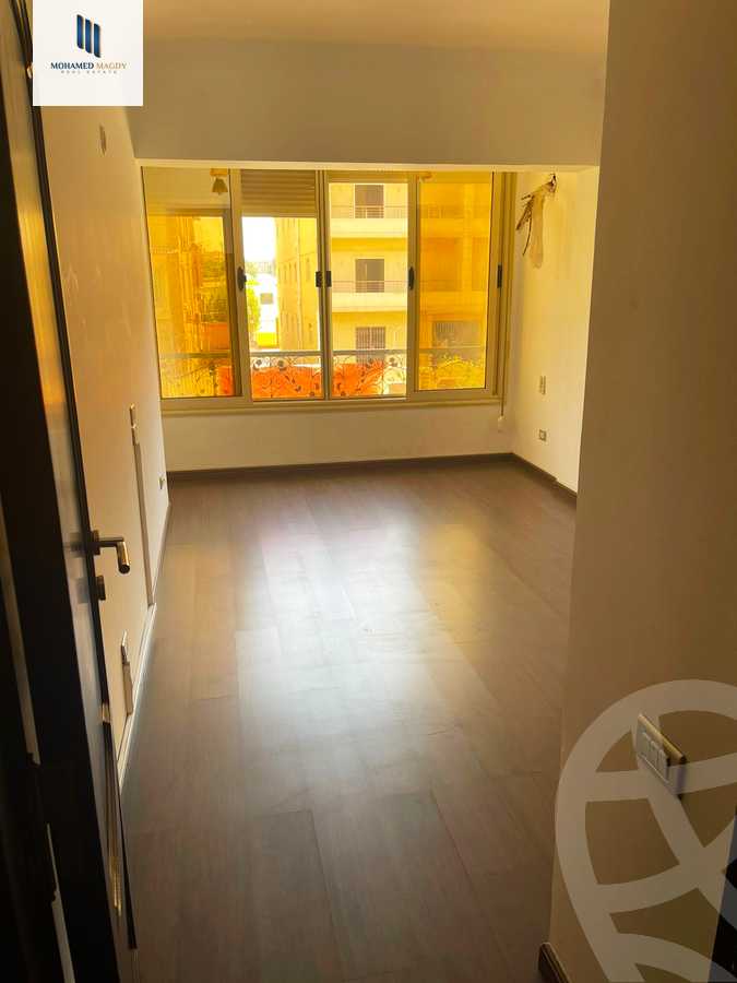 https://aqarmap.com.eg/en/listing/5692576-for-sale-cairo-6th-of-october-featured-neighborhood-fourth-touristic-village-mahmoud-sami-el-baroudi-st