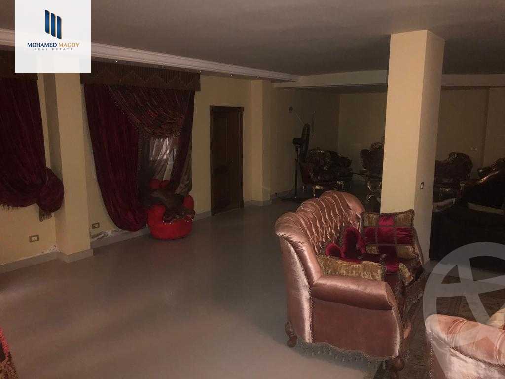 https://aqarmap.com.eg/en/listing/5692661-for-sale-cairo-el-sheikh-zayed-city-compounds-el-yasmeen-compound