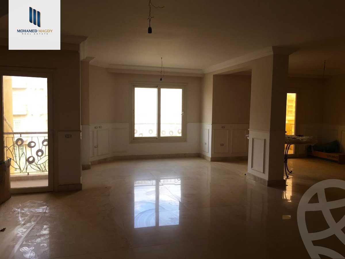https://aqarmap.com.eg/en/listing/5692681-for-sale-cairo-6th-of-october-featured-neighborhood-sixth-touristic-village-sameh-gado-st