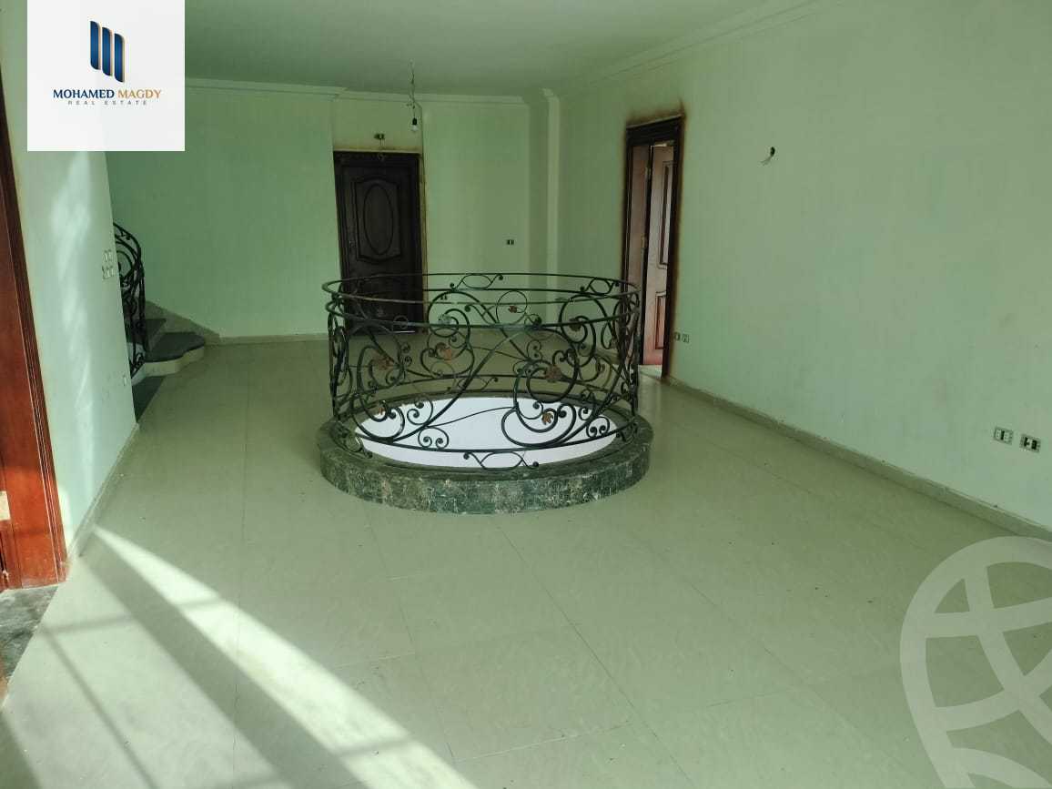https://aqarmap.com.eg/en/listing/5692696-for-sale-cairo-el-sheikh-zayed-city-compounds-el-yasmeen-compound