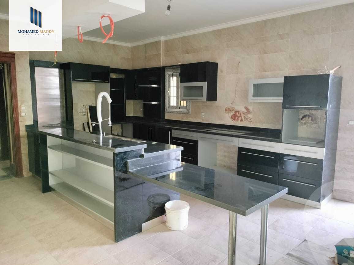 https://aqarmap.com.eg/en/listing/5692696-for-sale-cairo-el-sheikh-zayed-city-compounds-el-yasmeen-compound
