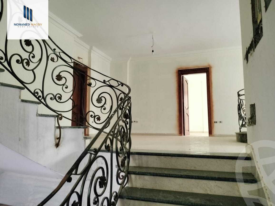 https://aqarmap.com.eg/en/listing/5692696-for-sale-cairo-el-sheikh-zayed-city-compounds-el-yasmeen-compound