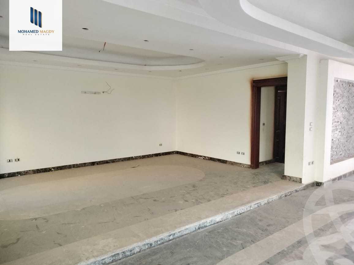 https://aqarmap.com.eg/en/listing/5692696-for-sale-cairo-el-sheikh-zayed-city-compounds-el-yasmeen-compound