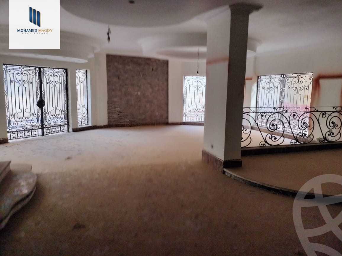 https://aqarmap.com.eg/en/listing/5692696-for-sale-cairo-el-sheikh-zayed-city-compounds-el-yasmeen-compound