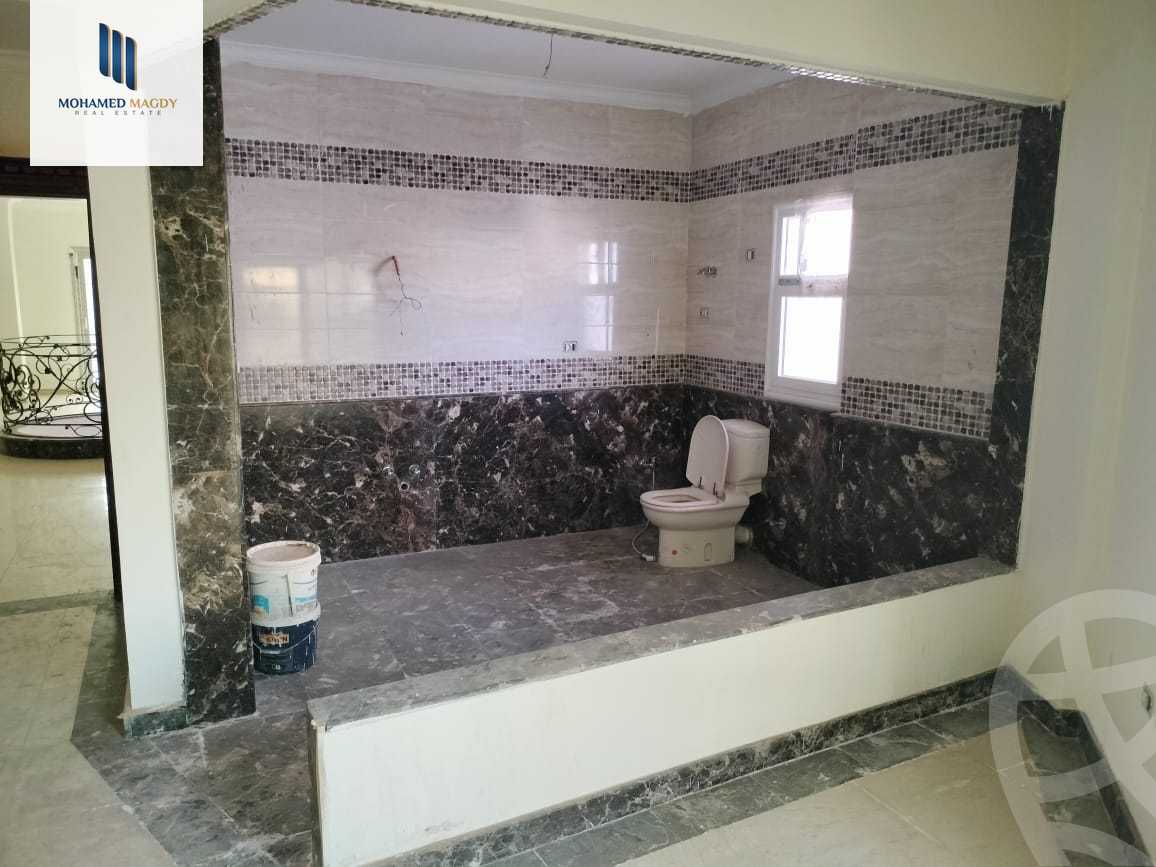 https://aqarmap.com.eg/en/listing/5692696-for-sale-cairo-el-sheikh-zayed-city-compounds-el-yasmeen-compound