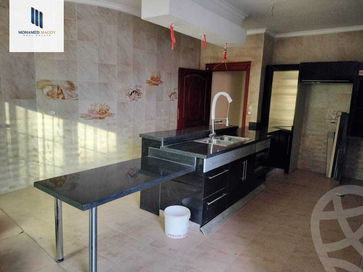 https://aqarmap.com.eg/en/listing/5692696-for-sale-cairo-el-sheikh-zayed-city-compounds-el-yasmeen-compound