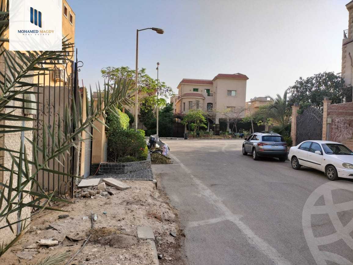 https://aqarmap.com.eg/en/listing/5692696-for-sale-cairo-el-sheikh-zayed-city-compounds-el-yasmeen-compound