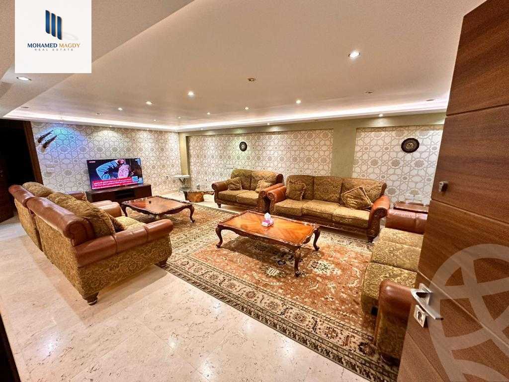 https://aqarmap.com.eg/en/listing/5695329-for-sale-cairo-el-sheikh-zayed-city-el-hay-el-thaleth-ashaer-area-4