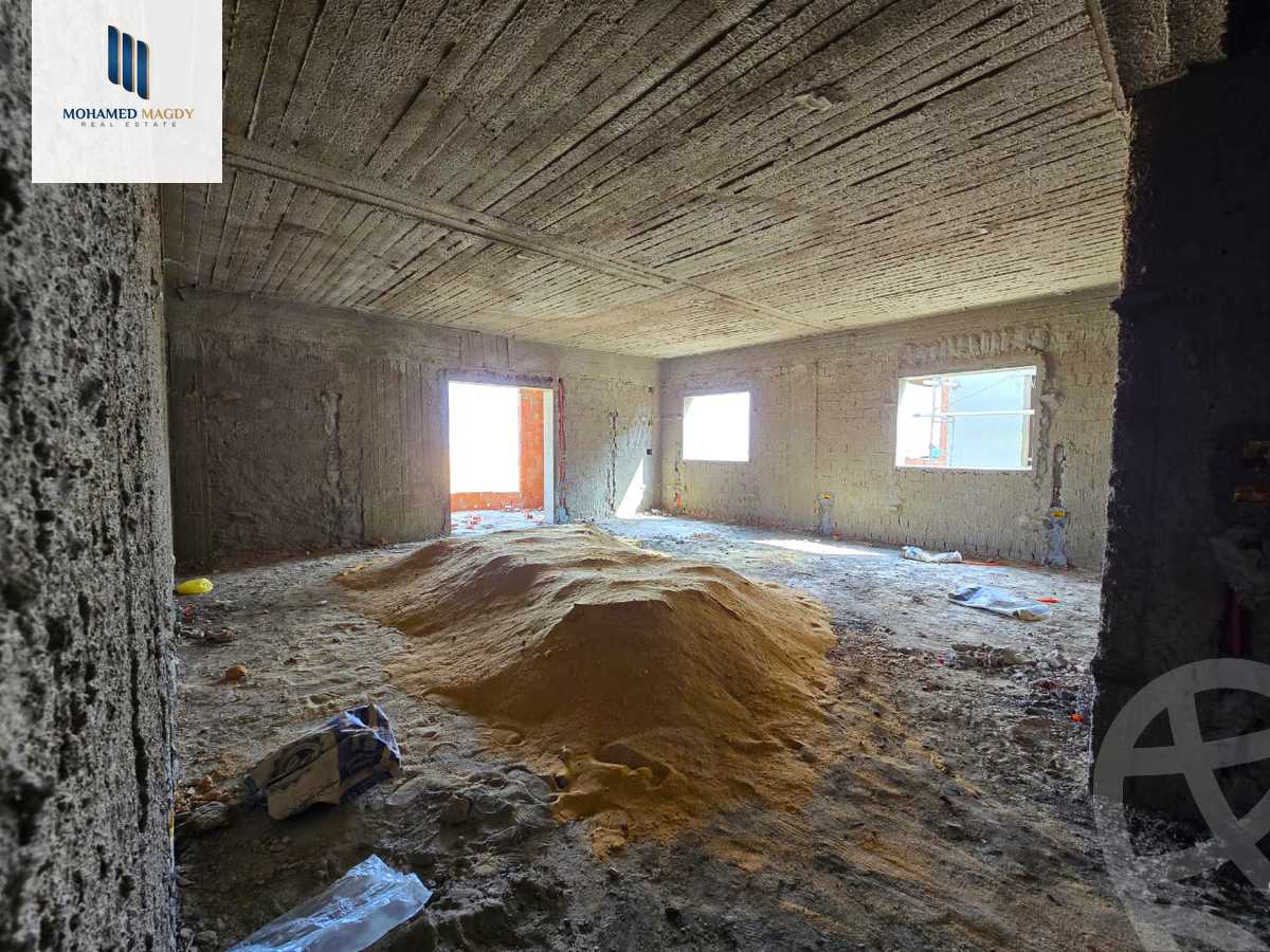 https://aqarmap.com.eg/en/listing/5706301-for-sale-cairo-6th-of-october-featured-neighborhood-fourth-touristic-village-mahmoud-sami-el-baroudi-st