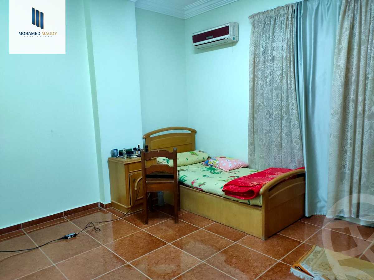 https://aqarmap.com.eg/ar/listing/5706489-for-sale-cairo-6th-of-october-garb-someed-neighborhood-13th-el-kamillia-st