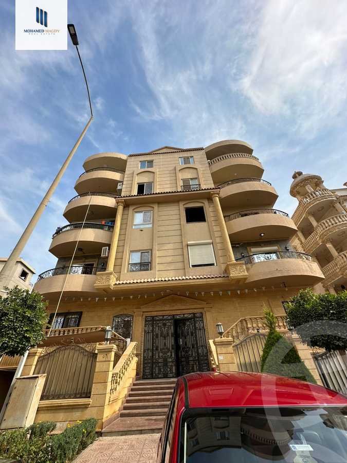 https://aqarmap.com.eg/en/listing/5710960-for-sale-cairo-6th-of-october-featured-neighborhood-fourth-touristic-village-mahmoud-sami-el-baroudi-st