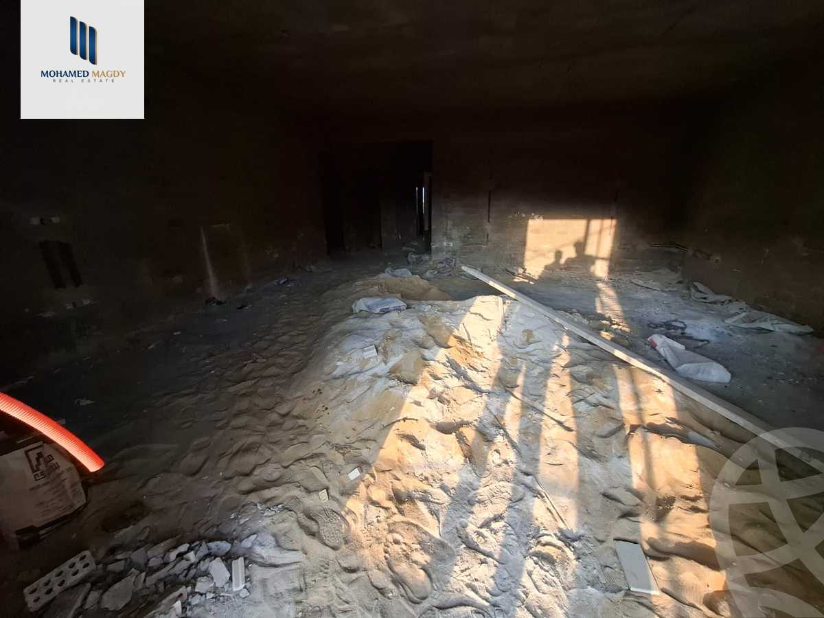 https://aqarmap.com.eg/ar/listing/5711019-for-sale-cairo-6th-of-october-featured-neighborhood-fourth-touristic-village-mahmoud-sami-el-baroudi-st