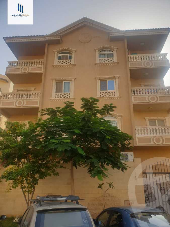 https://aqarmap.com.eg/en/listing/5711011-for-sale-cairo-6th-of-october-featured-neighborhood-fourth-touristic-village-hussein-mohamed-nassar-st