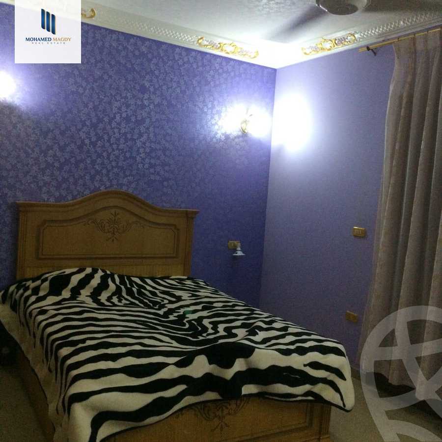 https://aqarmap.com.eg/ar/listing/5711162-for-sale-cairo-6th-of-october-featured-neighborhood-sixth-touristic-village-sameh-gado-st